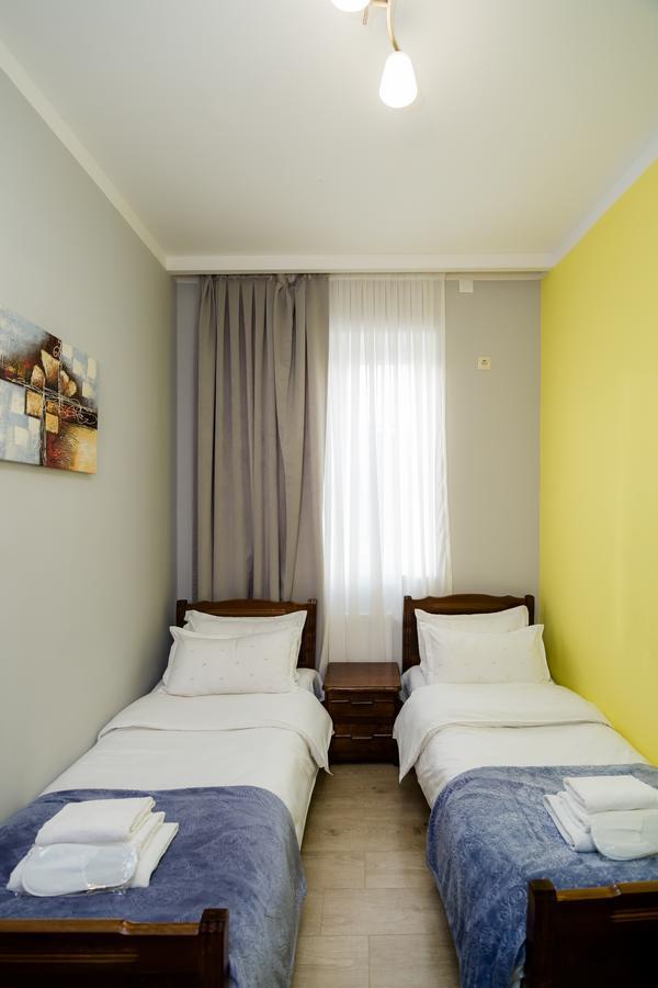 Big Family Guest House Tbilisi Esterno foto