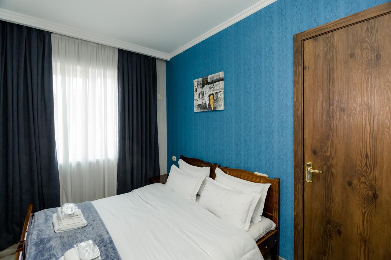 Big Family Guest House Tbilisi Esterno foto