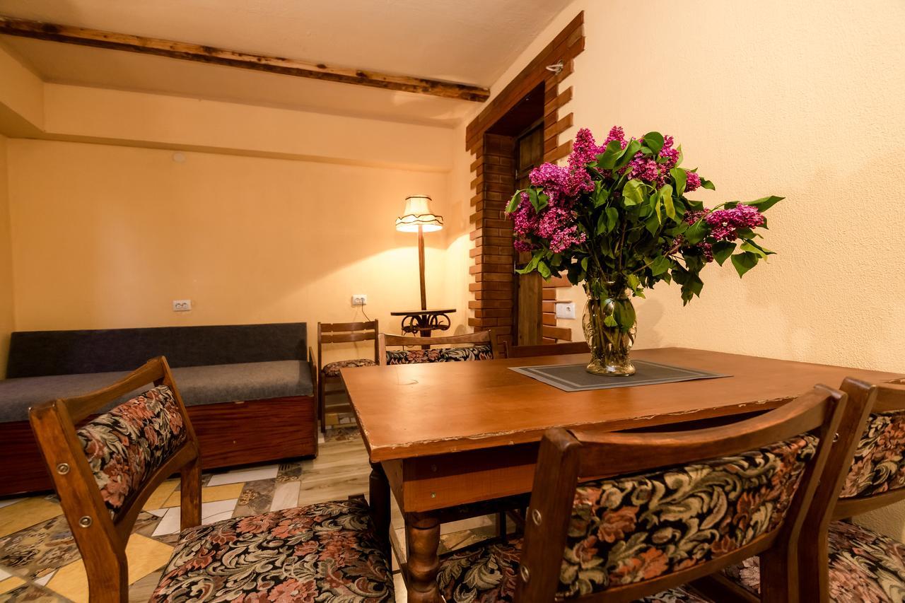 Big Family Guest House Tbilisi Esterno foto